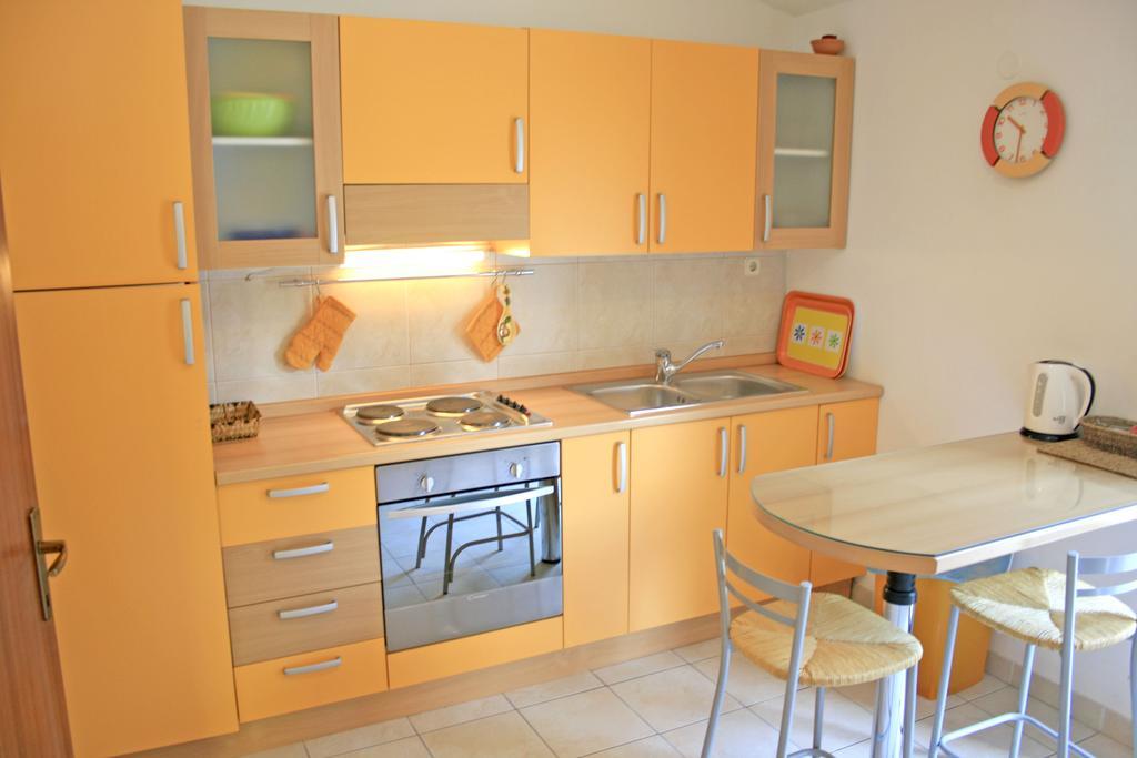 Apartments Villa Zvonimir Слатине Номер фото